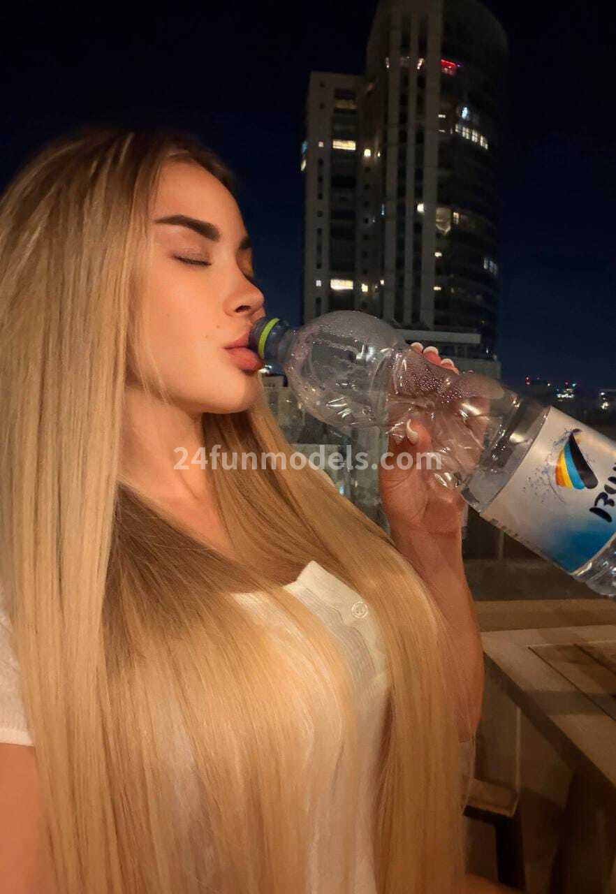 פטרונלה | בצפון המדינה | נערת ליווי בתמונות אמיתיות - תמונה 1